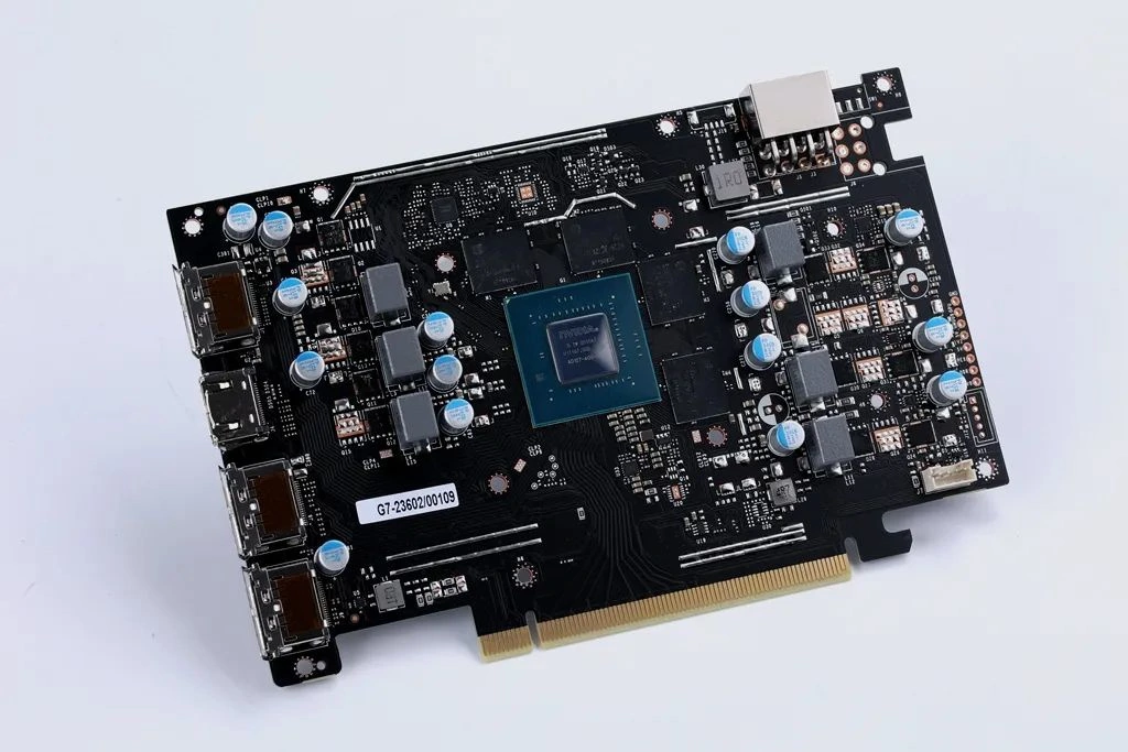 Image Chi RTX 4060 metal master graphics board structure